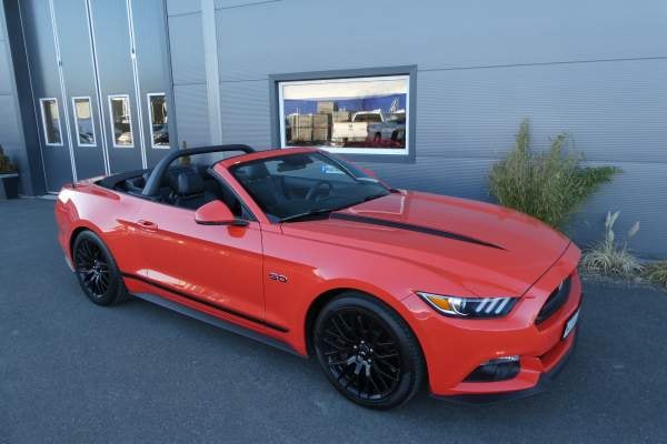 2016 Ford Mustang GT Cab 1197 Mil Nyskick!