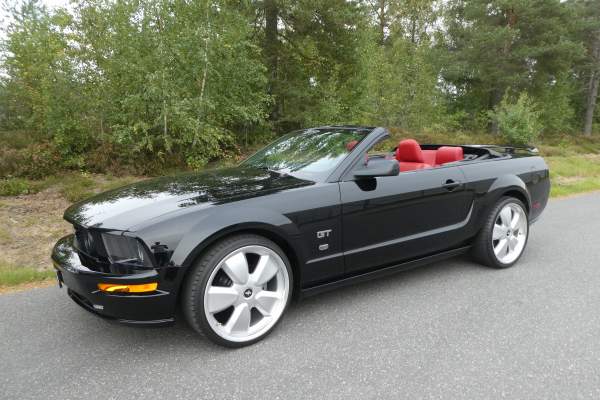 2005 Ford Mustang GT Cab