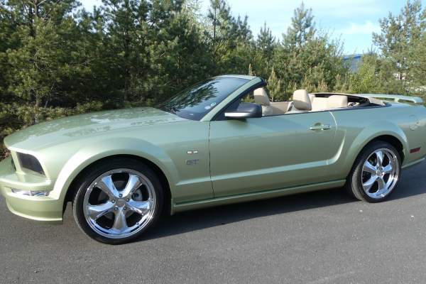 2006 Ford Mustang GT Cab / SÅLD!